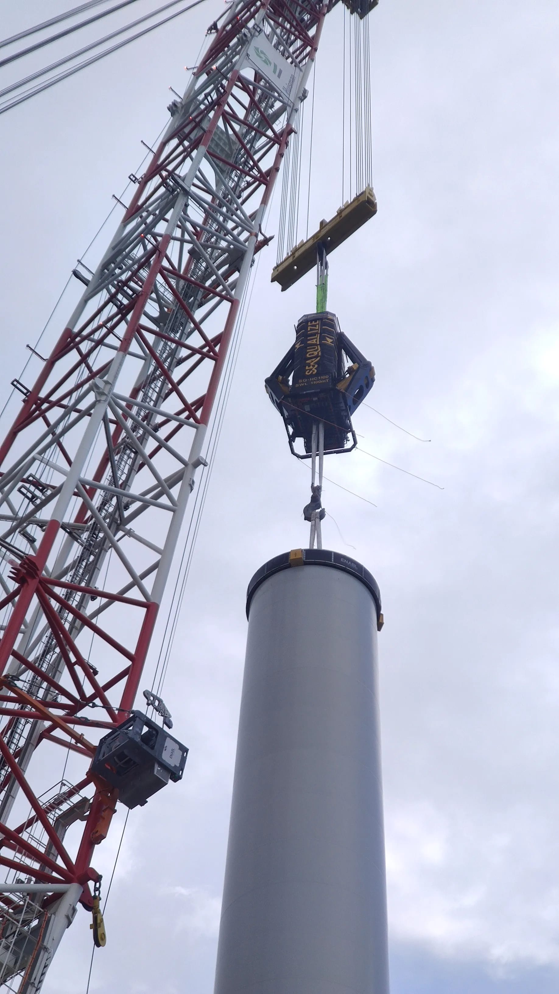 Tower lift with HC1100